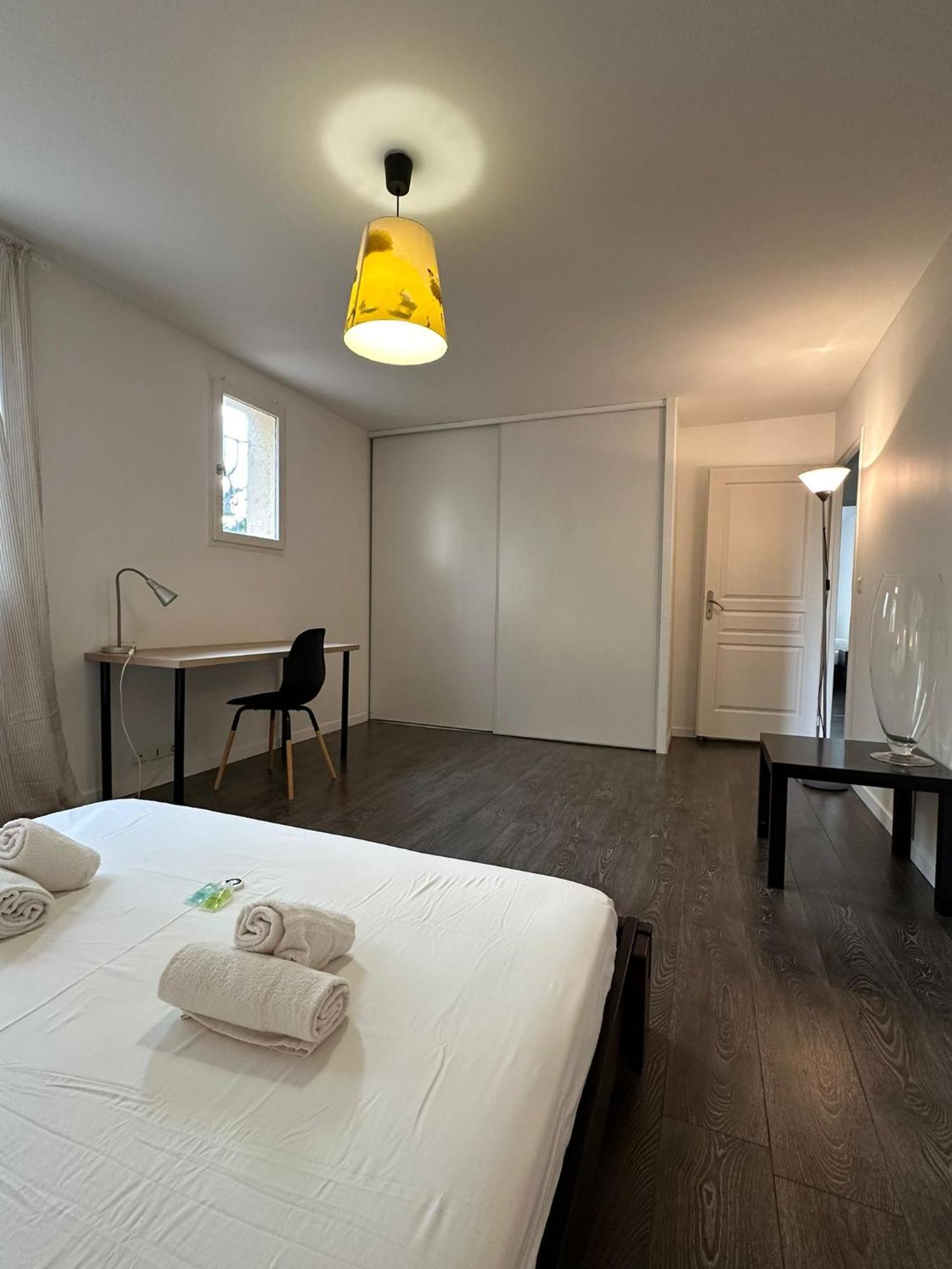 Villa Constance 3 Antibes - Spacieux Logement En Dernier Etage エクステリア 写真