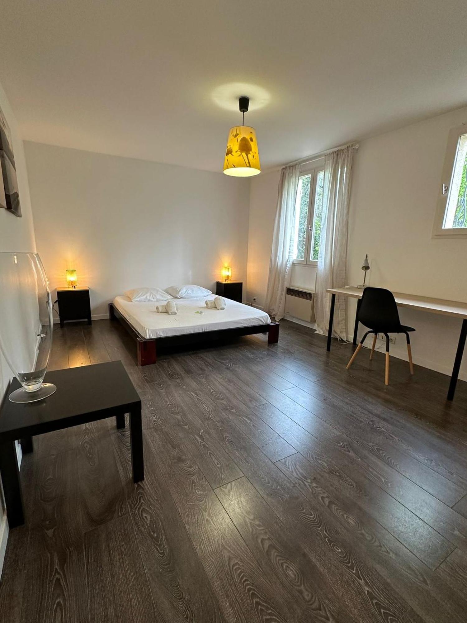 Villa Constance 3 Antibes - Spacieux Logement En Dernier Etage エクステリア 写真