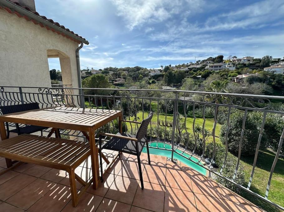 Villa Constance 3 Antibes - Spacieux Logement En Dernier Etage エクステリア 写真