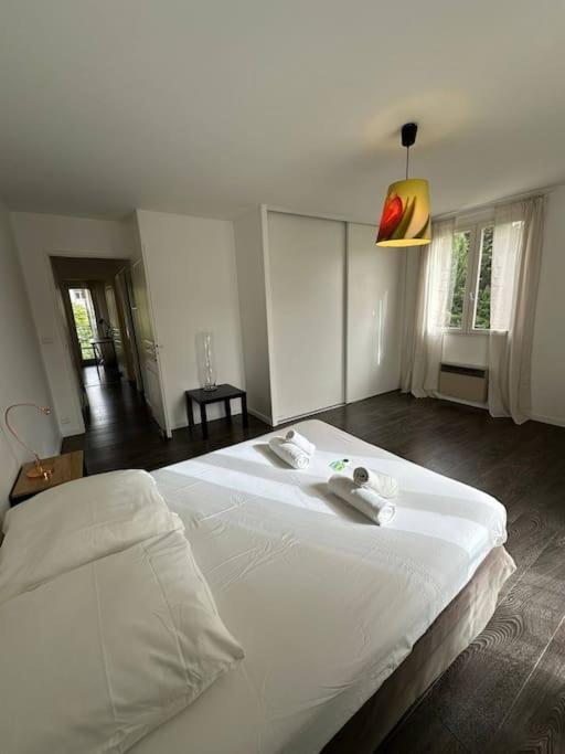 Villa Constance 3 Antibes - Spacieux Logement En Dernier Etage エクステリア 写真